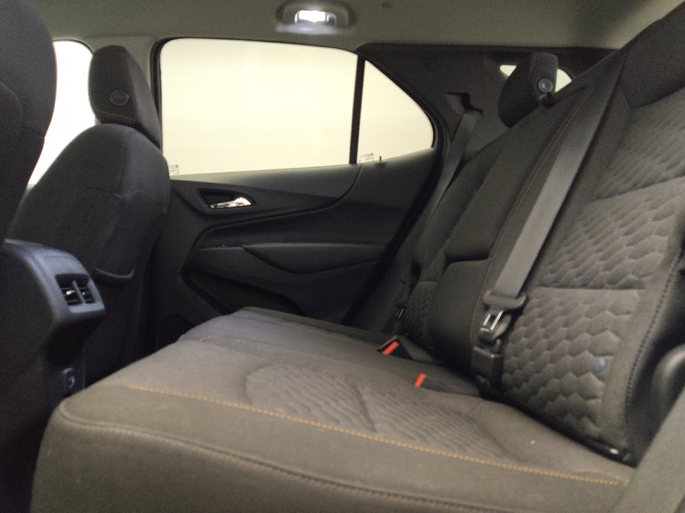 Used 2020 Chevrolet Equinox LT FWD image 18