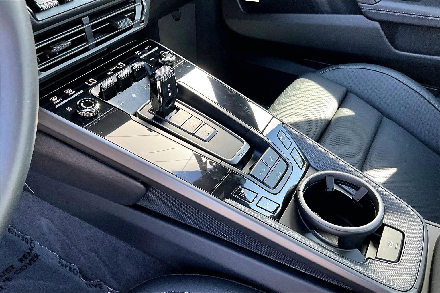 Used 2021 Porsche 911 Carrera image 17