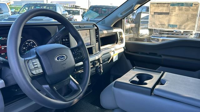 New 2026 Ford F550 4x4 Crew Cab Super Duty image 13
