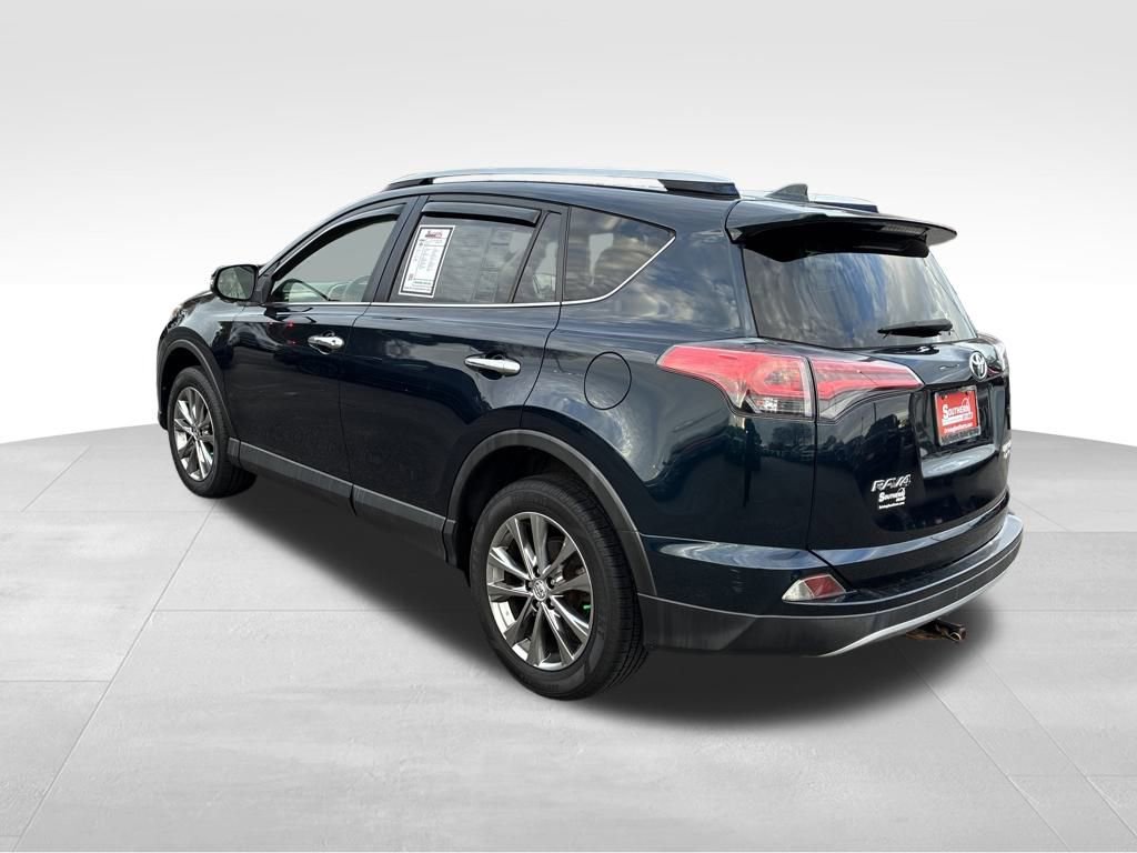 Used 2017 Toyota RAV4 Limited image 3