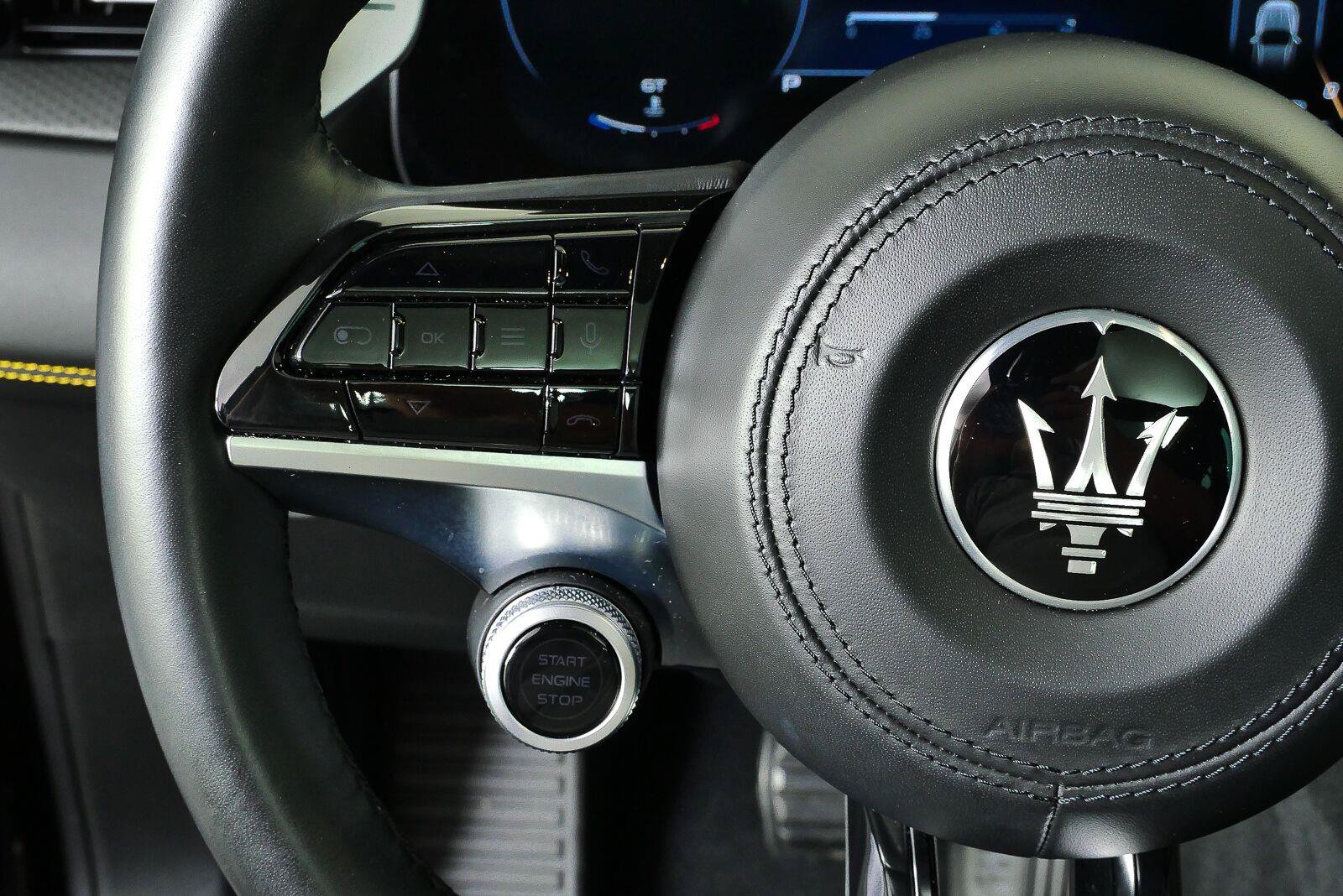 Used 2023 Maserati Grecale Modena AWD/4WD image 14