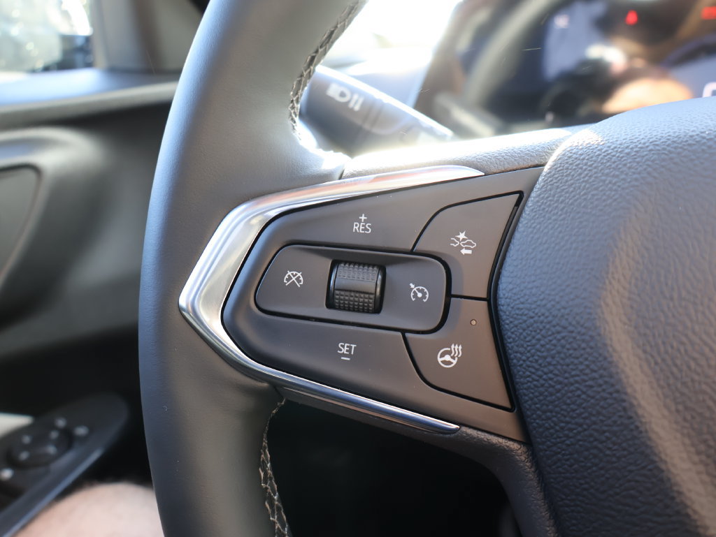 New 2026 Chevrolet Trax LT w/ Driver Confidence Package FWD image 16