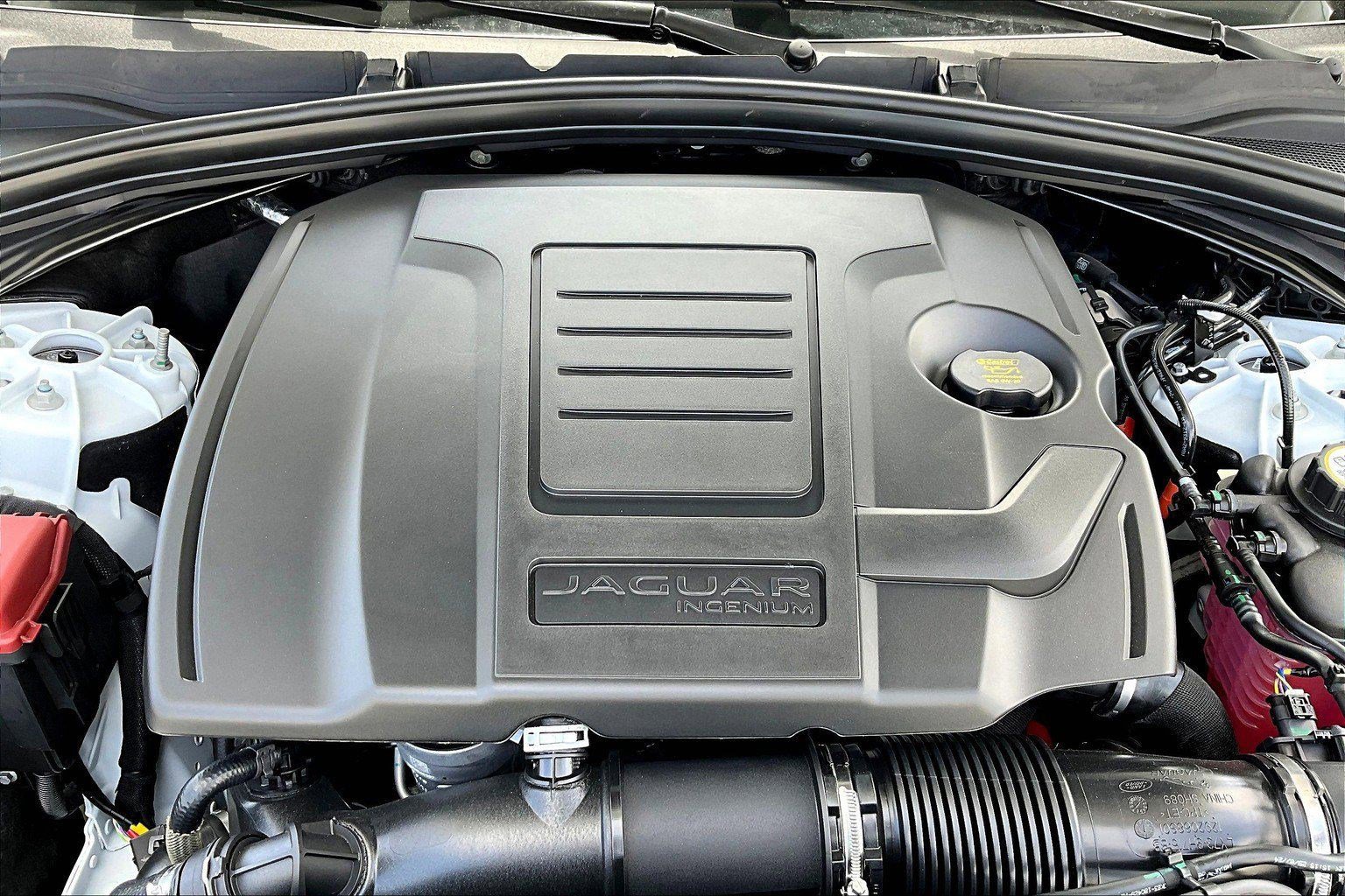 New 2026 Jaguar F-PACE R-Dynamic S image 13