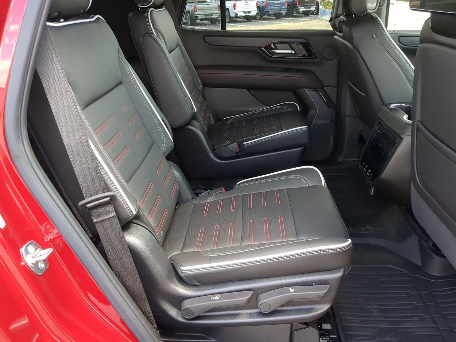 New 2026 GMC Yukon AT4 Ultimate AWD/4WD image 29