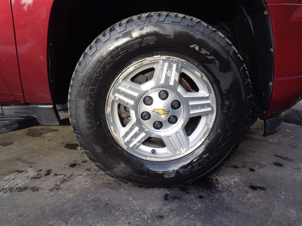 Used 2008 Chevrolet Suburban LS w/ Convenience Package 1 image 9