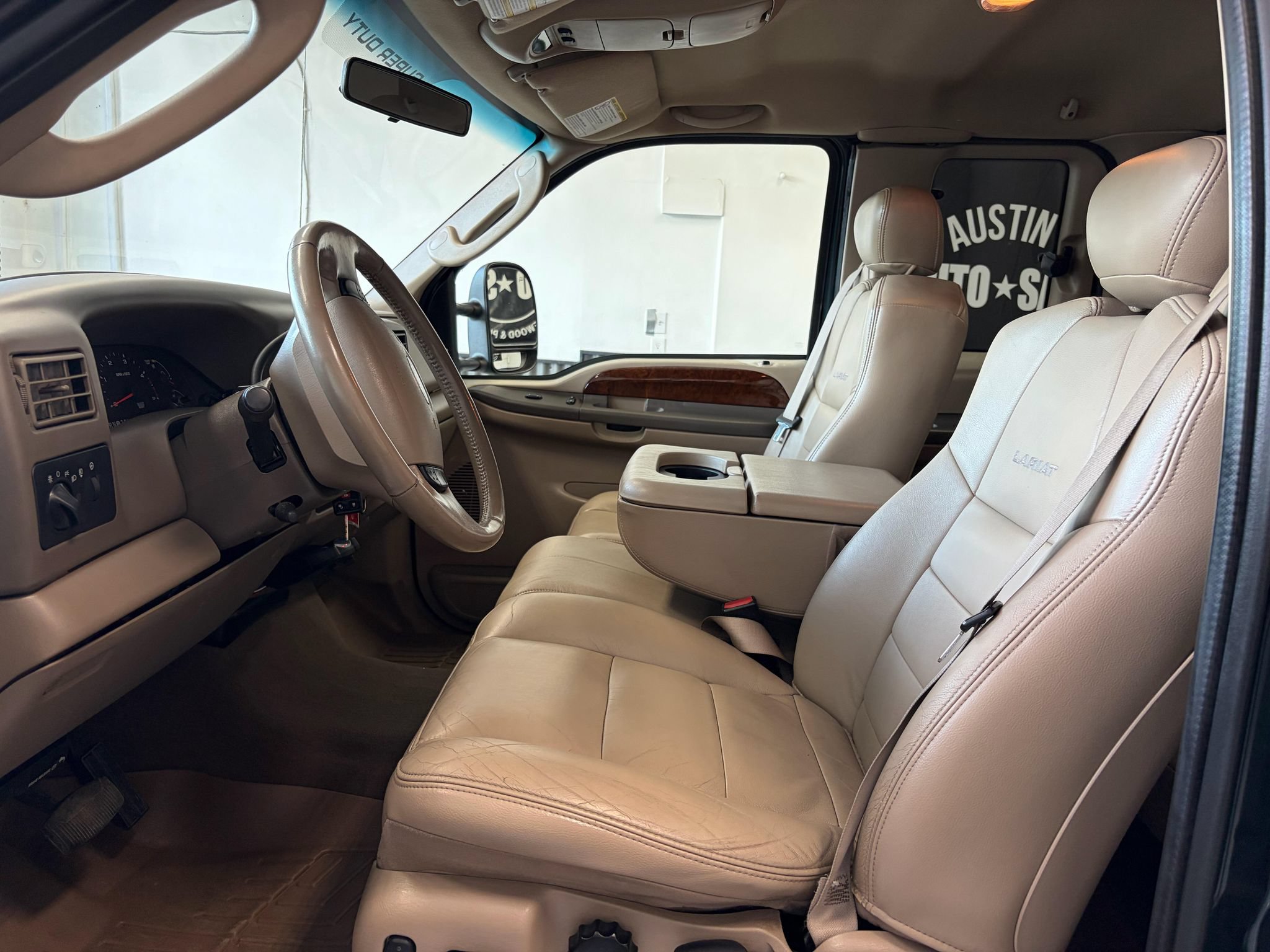Used 2004 Ford F250 Lariat RWD image 18