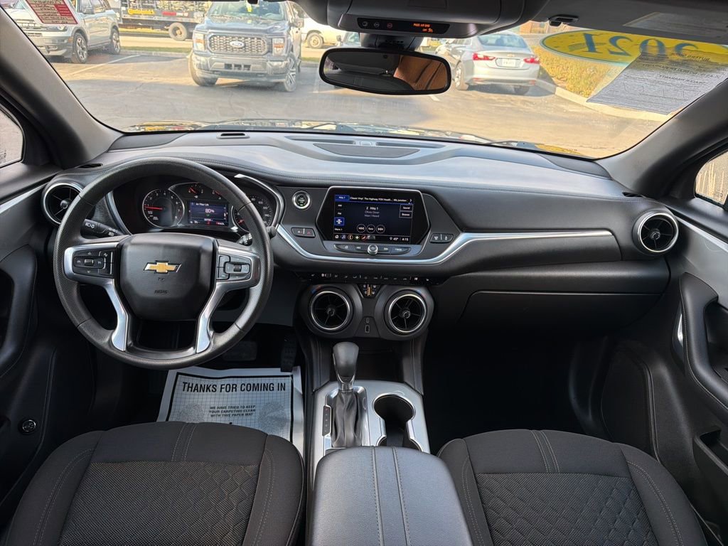Used 2021 Chevrolet Blazer LT image 3