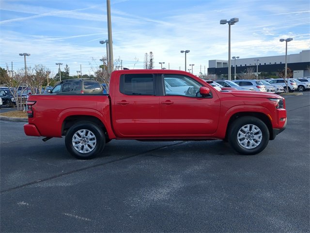 Used 2023 Nissan Frontier SV image 7