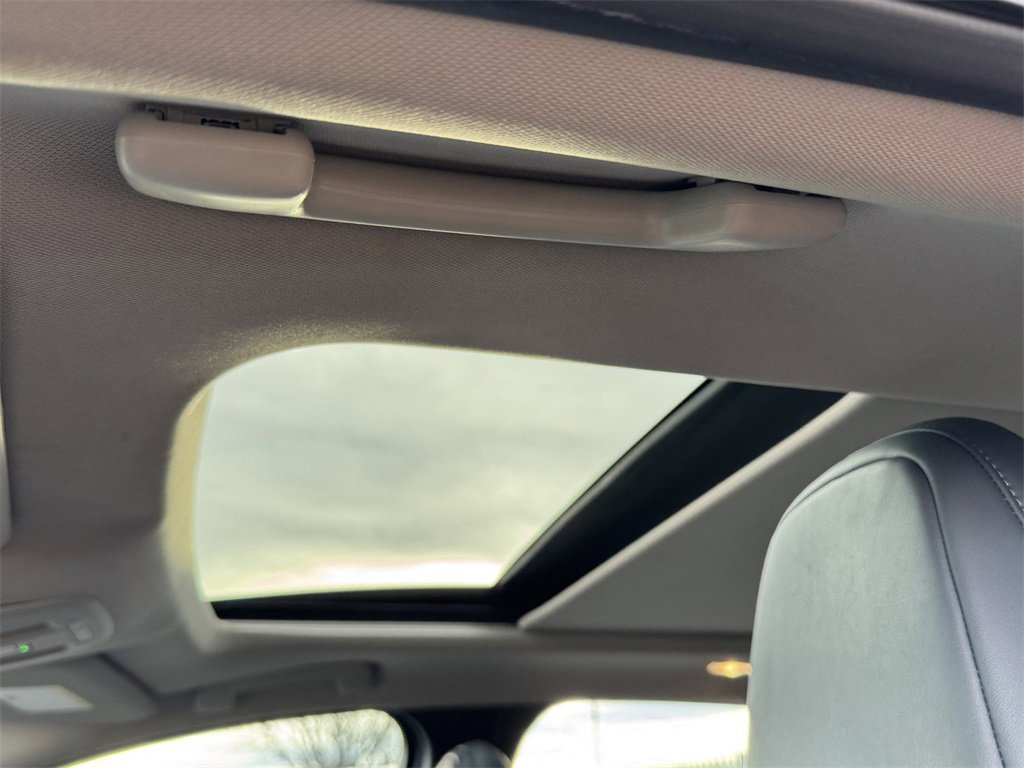 Used 2023 Nissan Ariya image 18