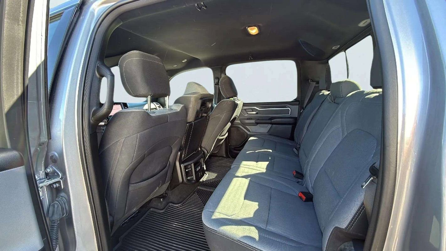 Used 2022 RAM 1500 Big Horn AWD/4WD image 16