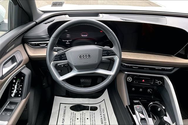 Used 2025 Audi Q5 Premium Plus w/ Premium Plus image 5