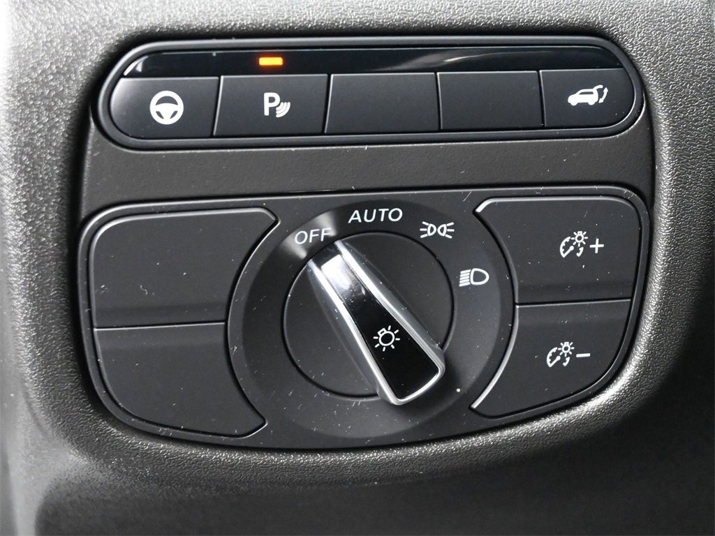 Used 2023 INFINITI QX50 Luxe image 6