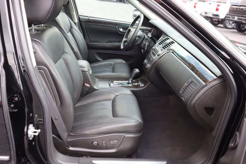 Used 2008 Cadillac DTS image 18