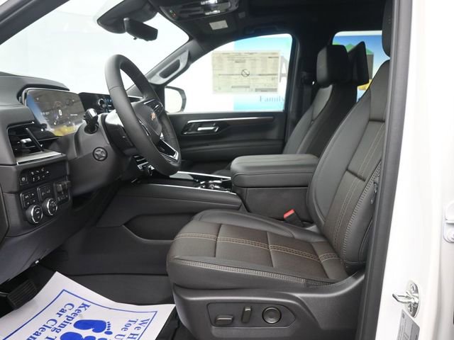 New 2025 Chevrolet Suburban High Country image 16