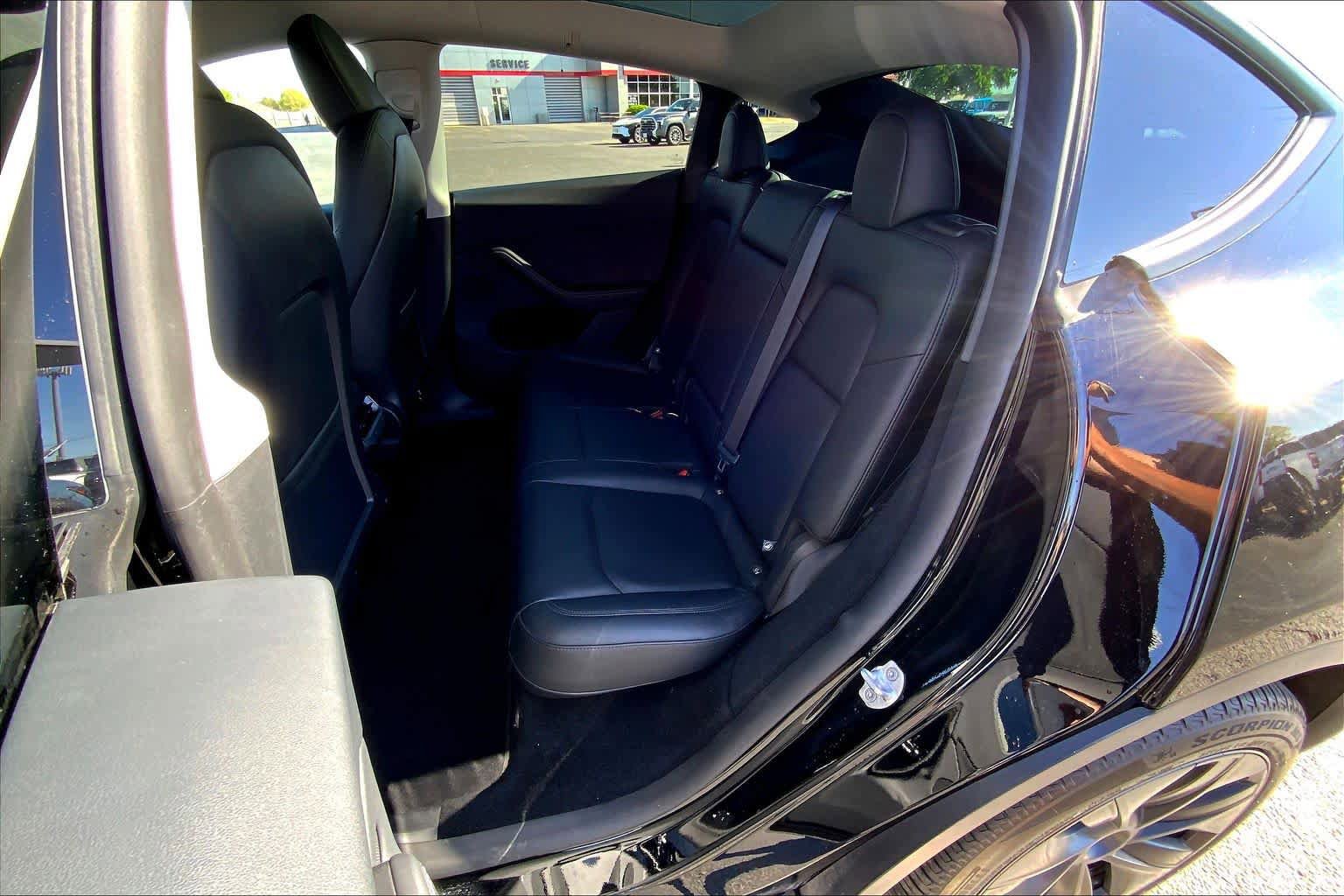 Used 2025 Tesla Model Y Long Range AWD/4WD image 20