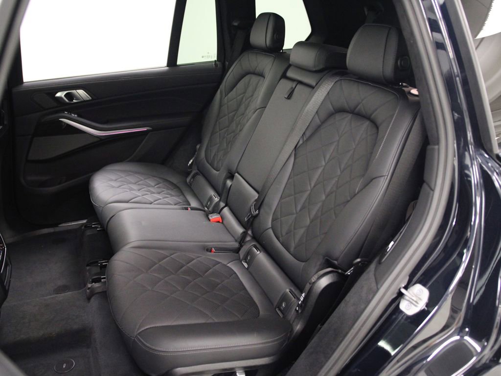 Used 2023 BMW X7 xDrive40i w/ Executive Package image 20