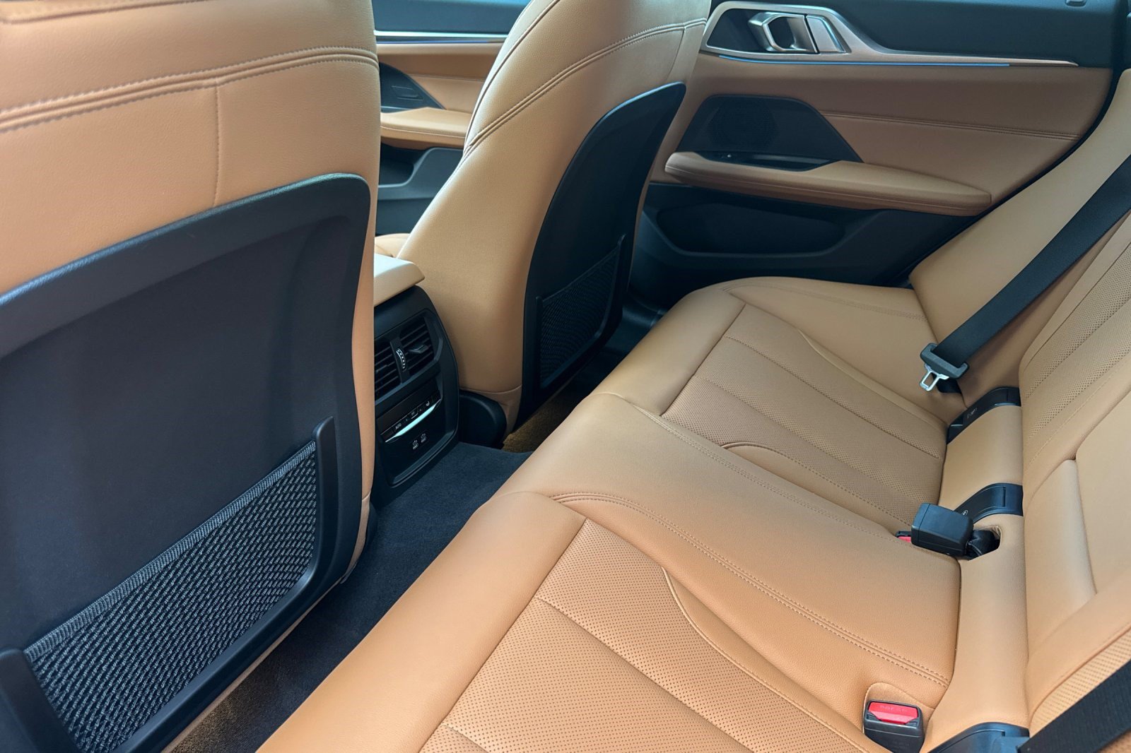 Used 2023 BMW i4 eDrive40 w/ Premium Package RWD image 15