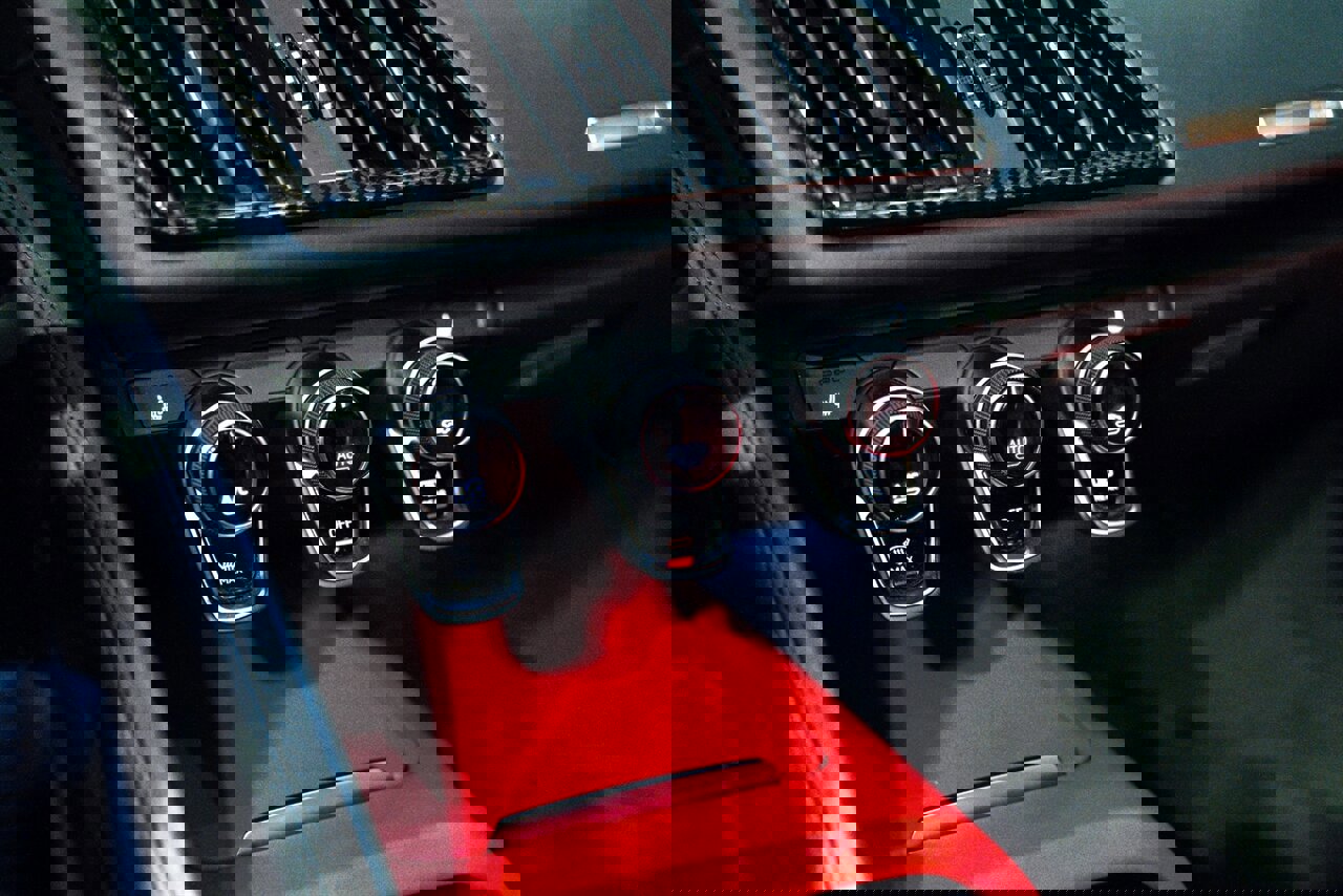 Used 2022 Audi R8 V10 w/ Carbon Exterior Package image 9