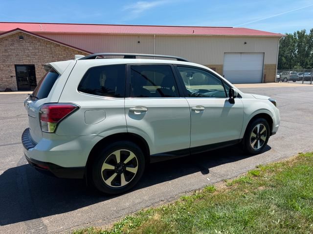 Used 2018 Subaru Forester 2.5i Limited w/ Popular Package #2 AWD/4WD image 4