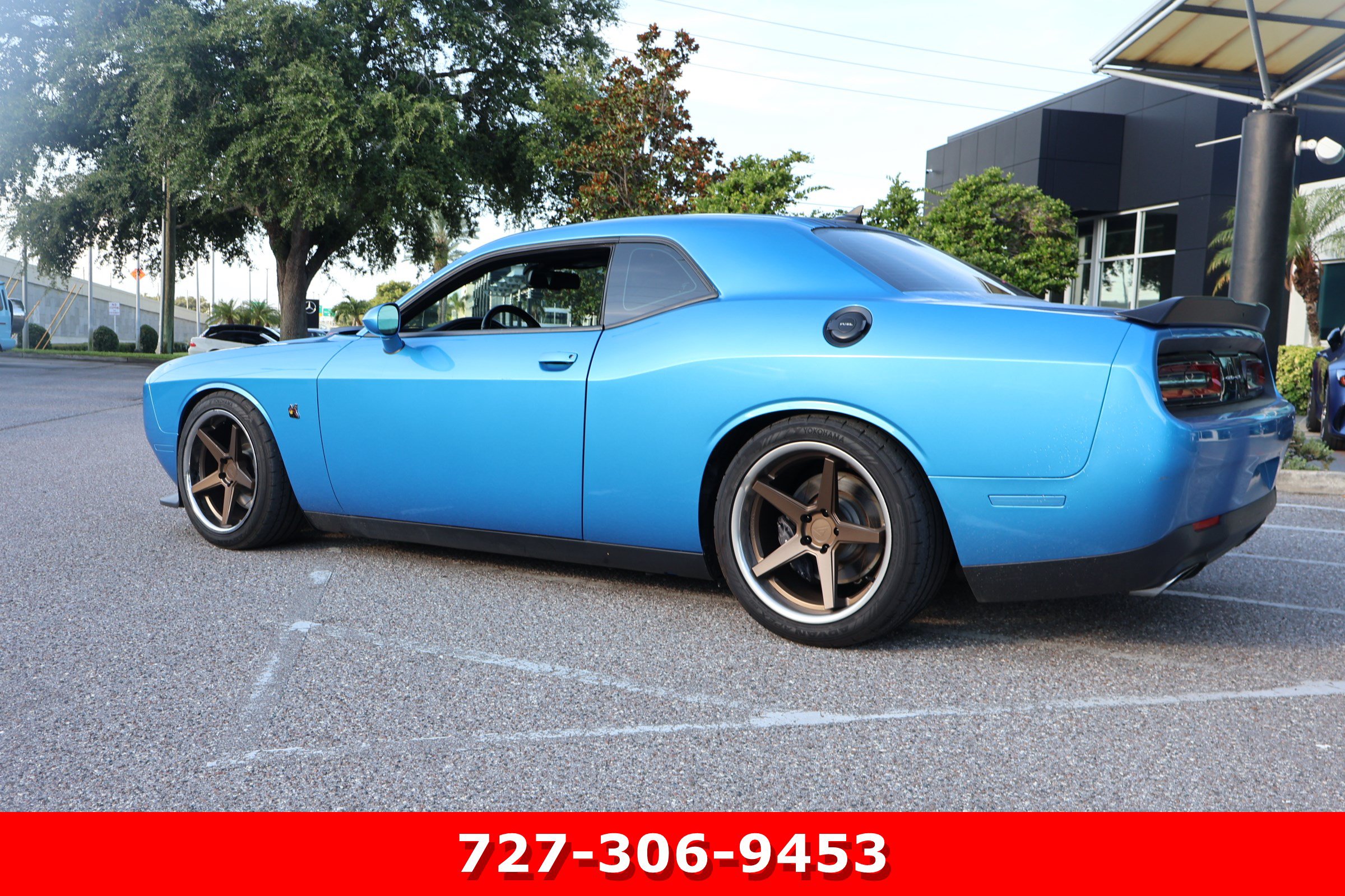 Used 2019 Dodge Challenger R/T Scat Pack w/ Shaker Package RWD image 6