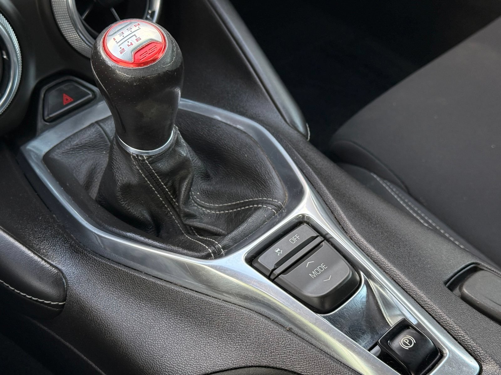 Used 2018 Chevrolet Camaro SS RWD image 30