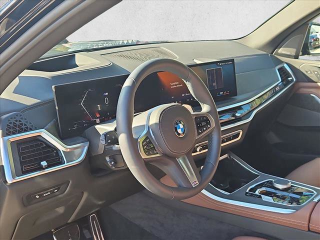 Used 2026 BMW X5 xDrive40i w/ M Sport Package image 9