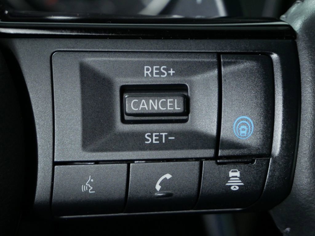 Used 2023 Nissan Rogue SL w/ SL Premium Package AWD/4WD image 26