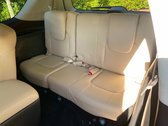 Used 2023 Nissan Armada SL w/ Captain's Chairs Package RWD image 10