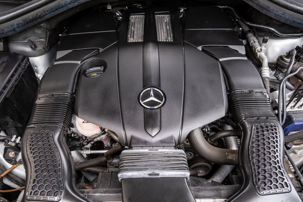 Used 2019 Mercedes-Benz GLE 400 4MATIC w/ Premium 1 Package image 30