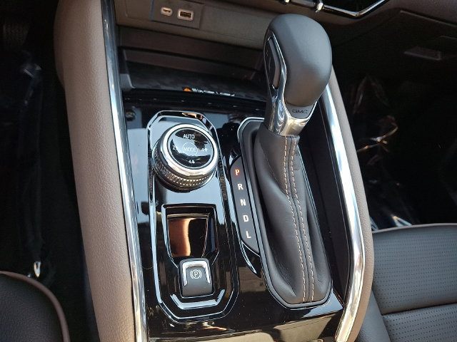 New 2026 GMC Canyon Denali AWD/4WD image 15