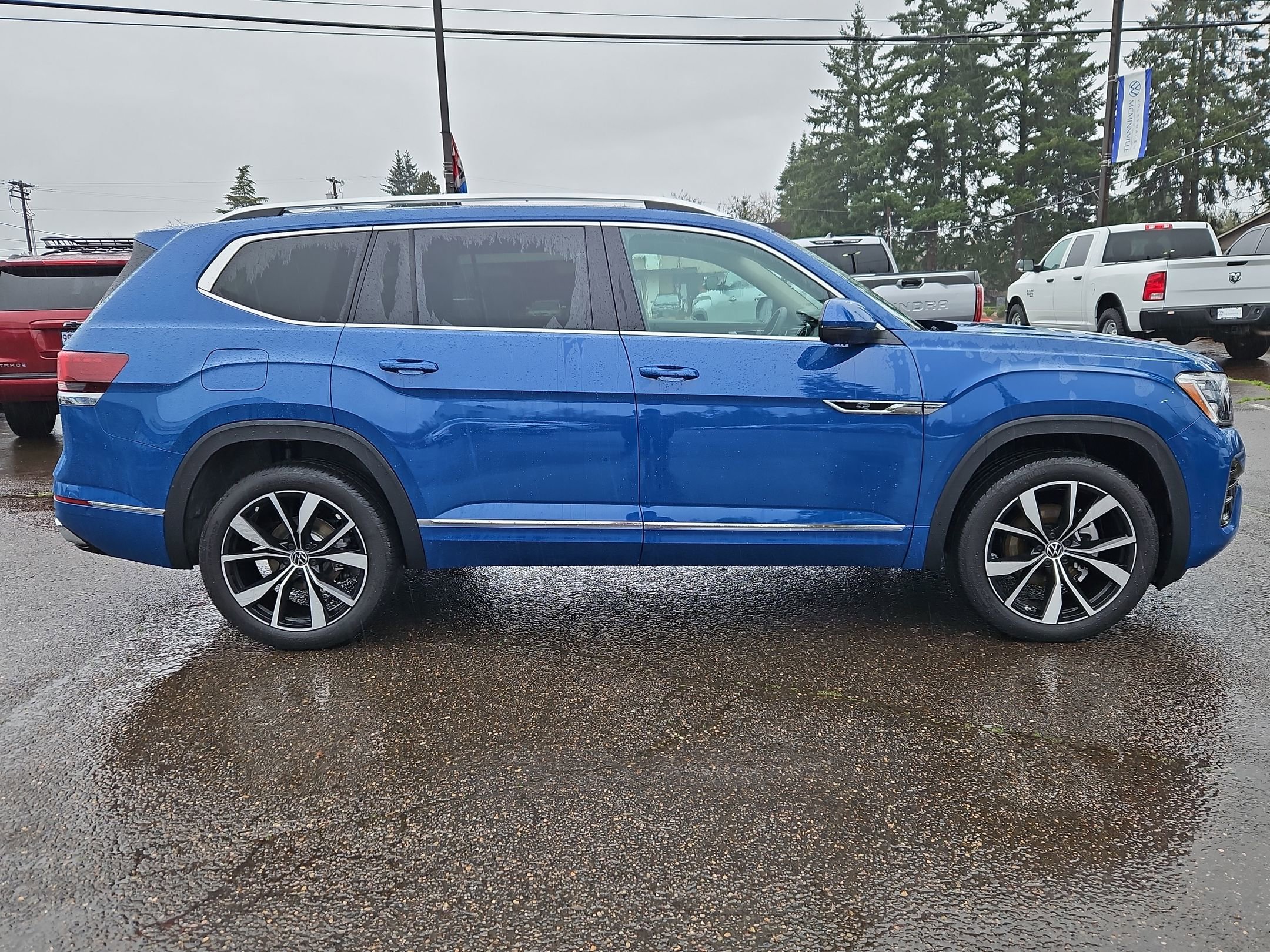 New 2026 Volkswagen Atlas SEL Premium R-Line image 6