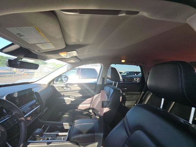 Certified 2025 Nissan Pathfinder SL FWD image 18