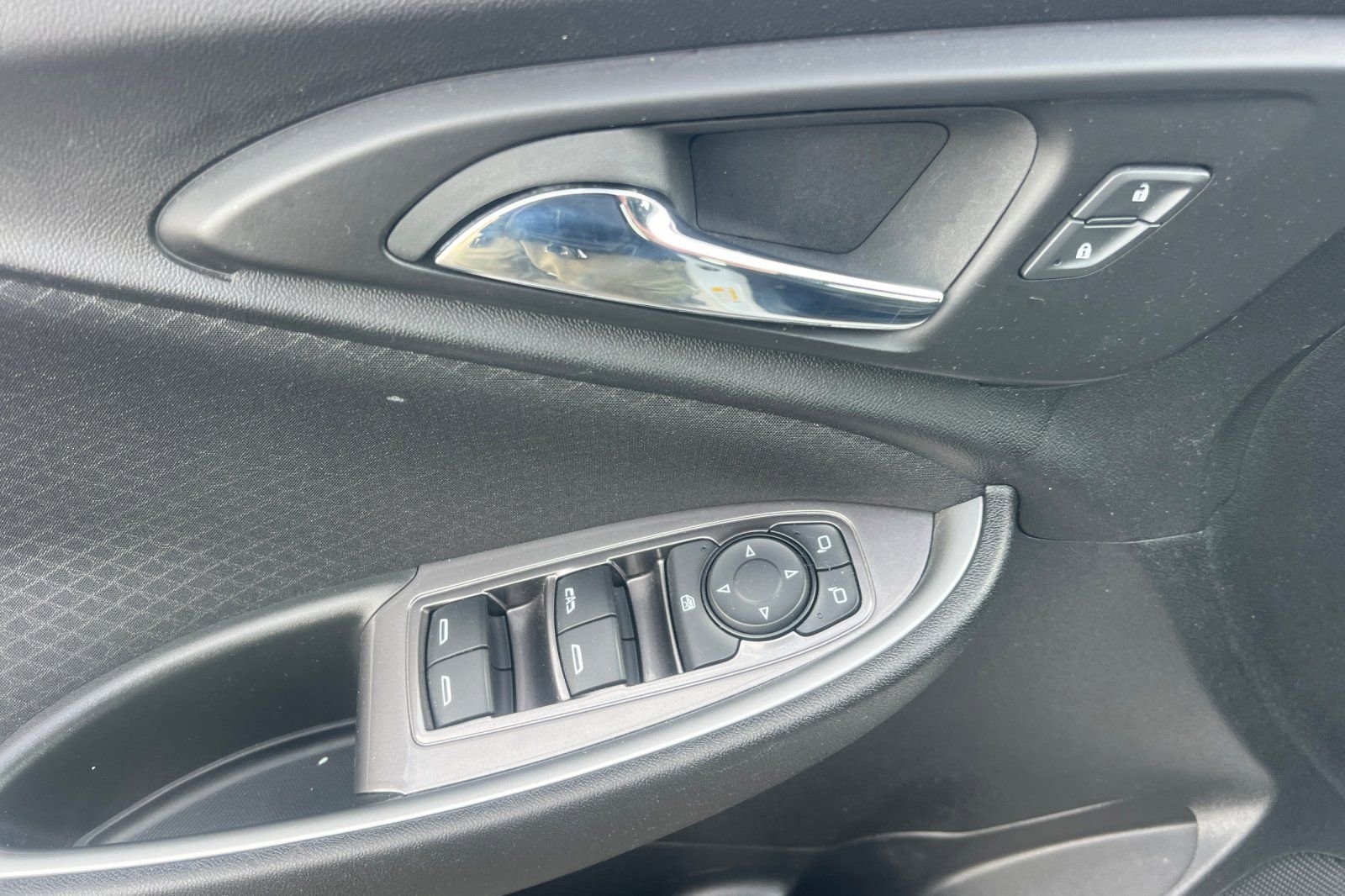 Used 2023 Chevrolet Malibu LT image 8