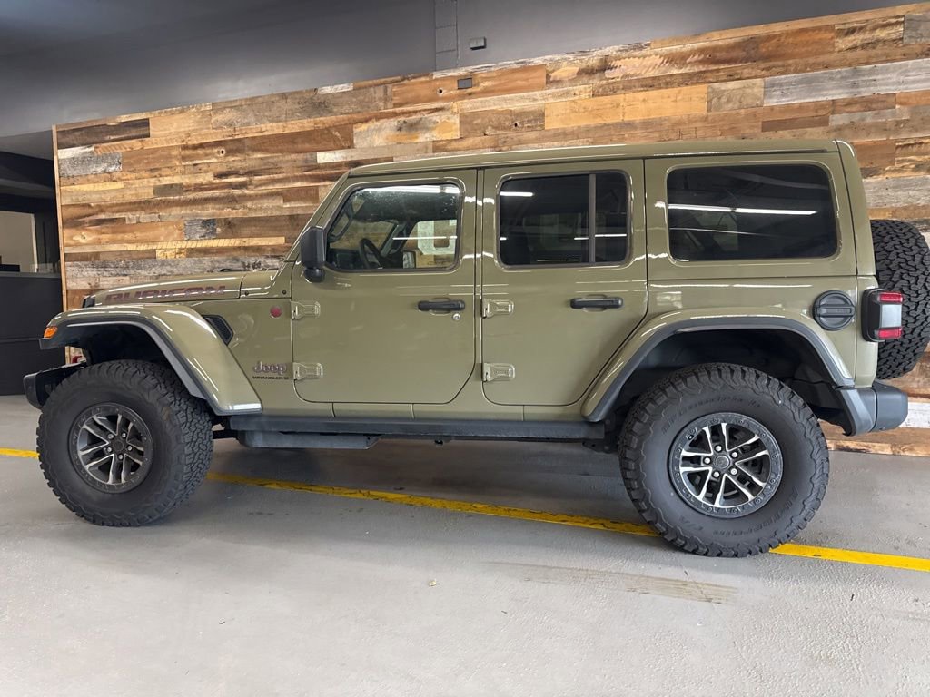 Used 2026 Jeep Wrangler Unlimited Rubicon AWD/4WD image 10