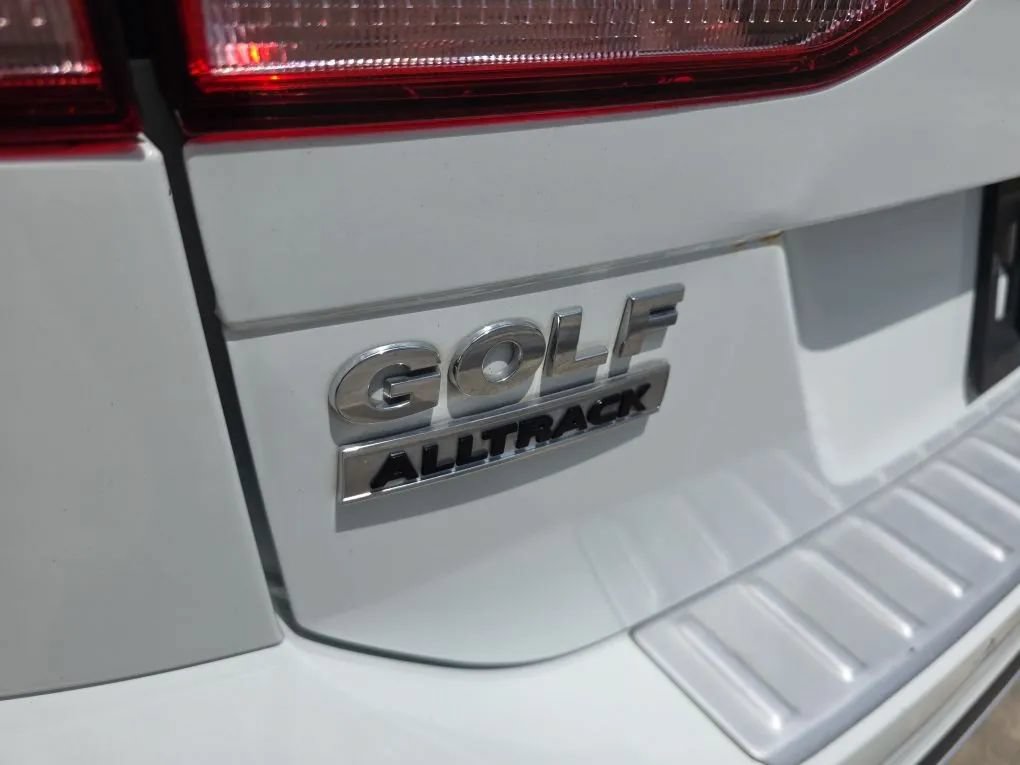 Used 2019 Volkswagen Golf Alltrack SEL AWD/4WD image 11