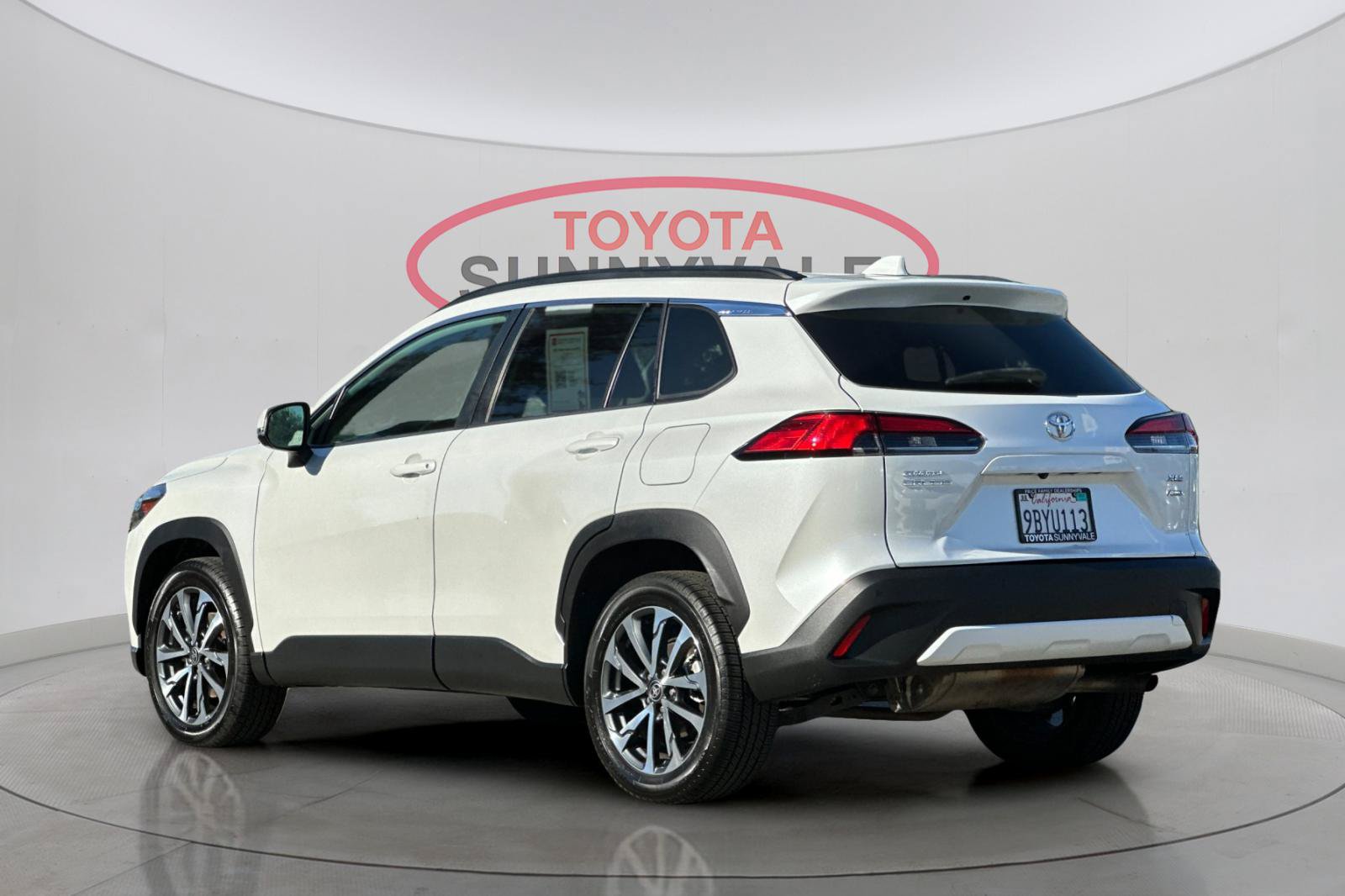 Certified 2022 Toyota Corolla Cross XLE AWD/4WD image 8