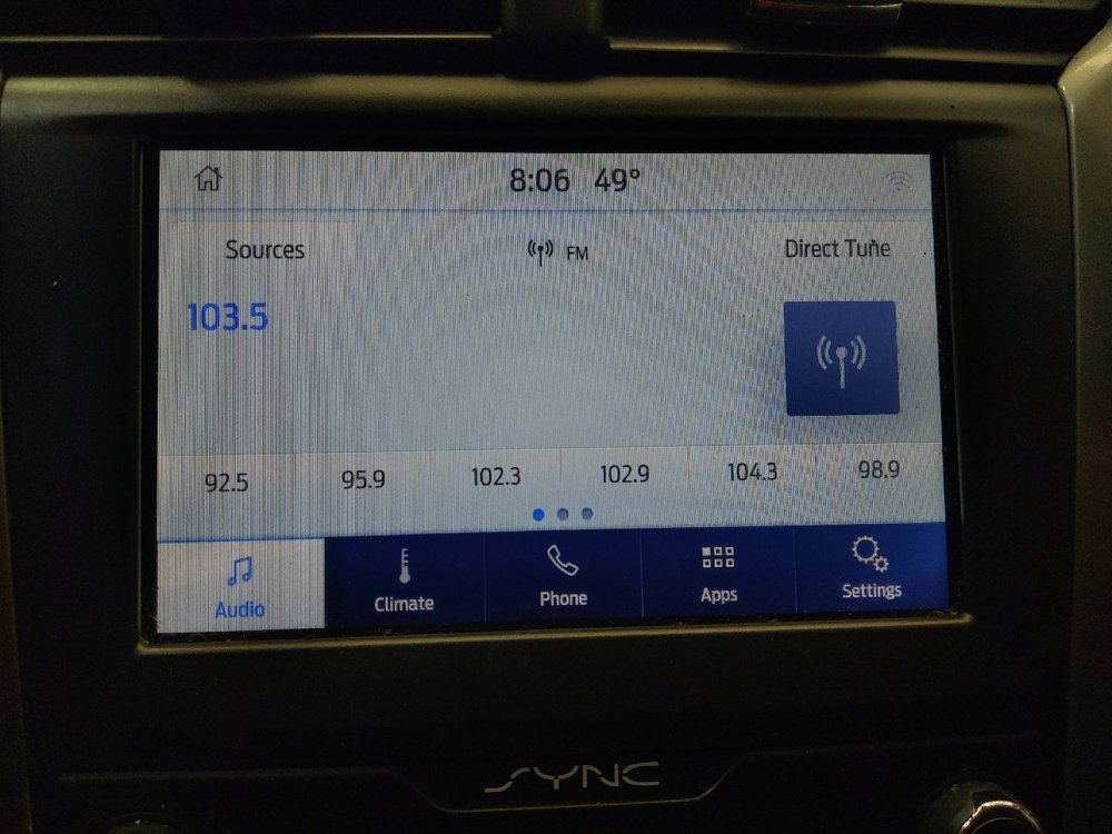 Used 2019 Ford Fusion SE FWD image 25