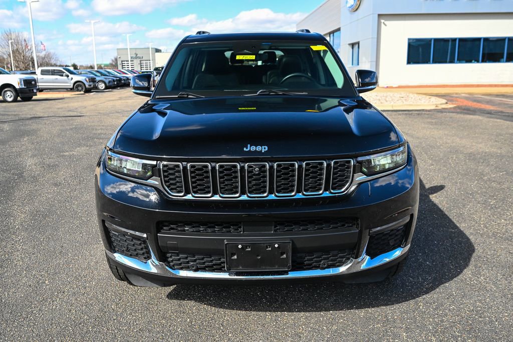 Used 2022 Jeep Grand Cherokee L Limited w/ Luxury Tech Group II image 10