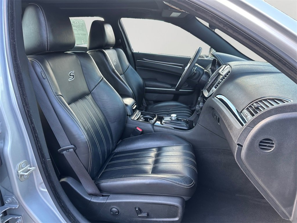 Used 2023 Chrysler 300 S image 12
