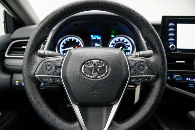 Used 2023 Toyota Camry LE image 31