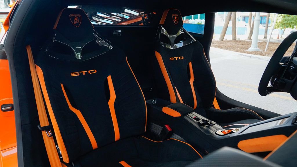 Used 2022 Lamborghini Huracan STO image 76