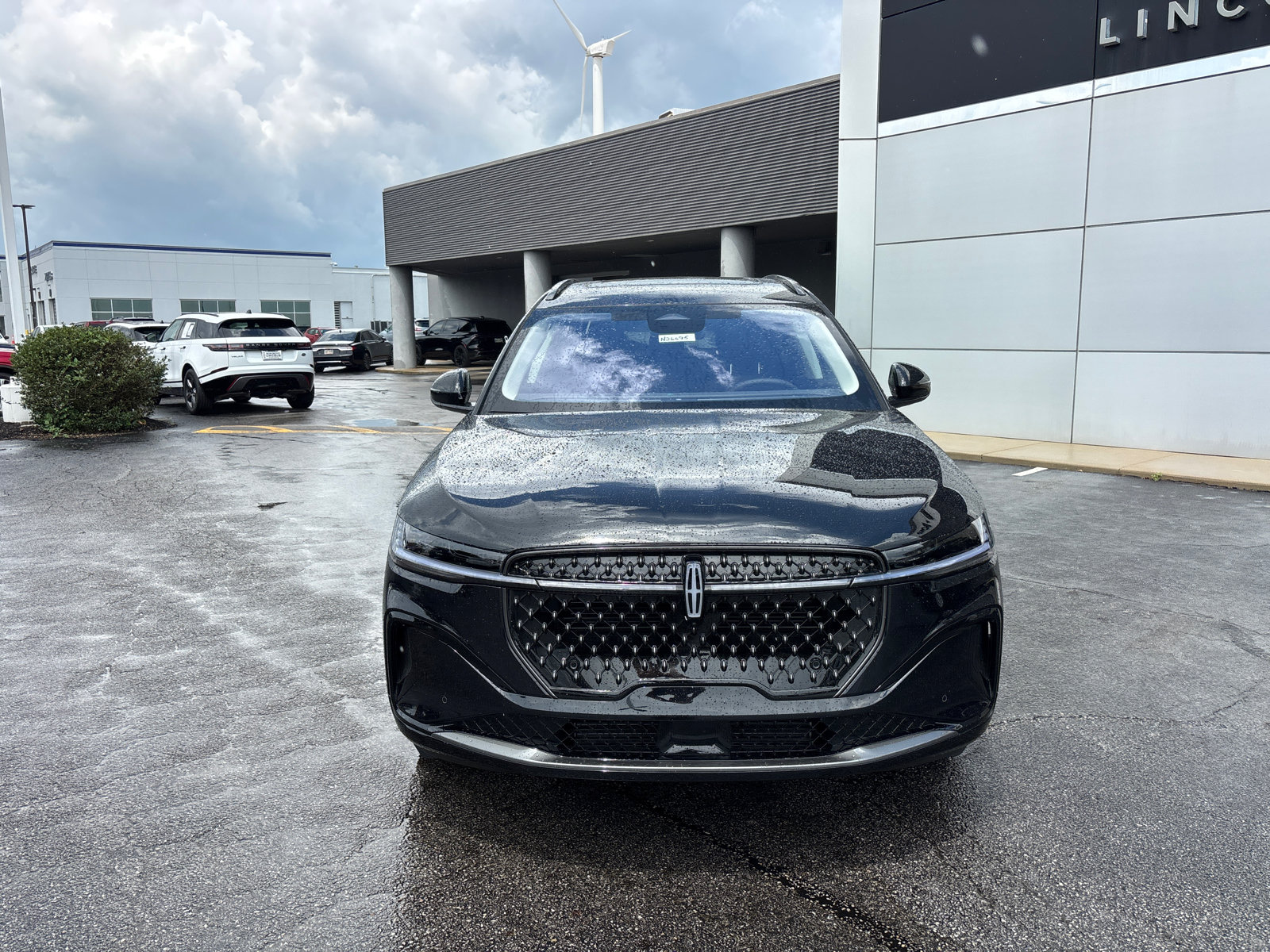 New 2026 Lincoln Nautilus Reserve w/ Jet Appearance Package AWD/4WD image 2