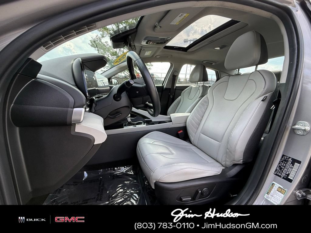 Used 2024 Hyundai Elantra Limited FWD image 6
