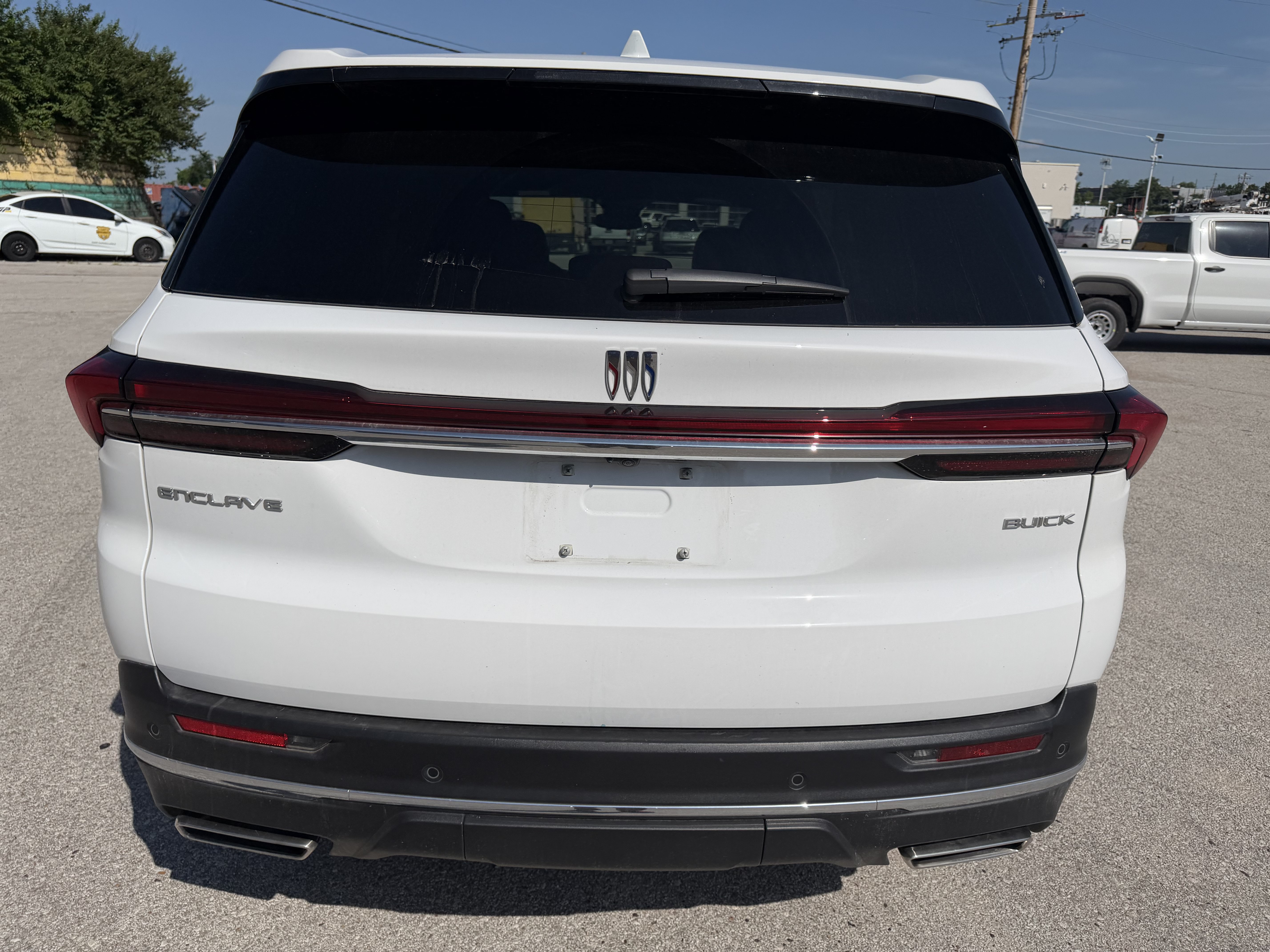 Used 2025 Buick Enclave Preferred FWD image 6