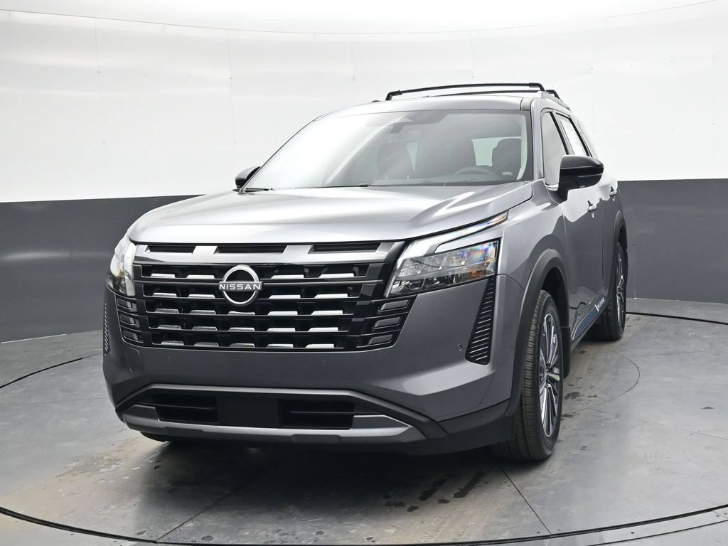 New 2026 Nissan Pathfinder Platinum FWD image 11