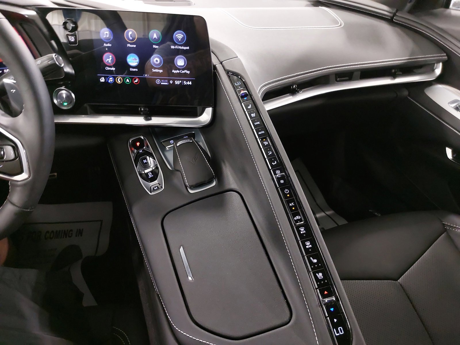 Used 2023 Chevrolet Corvette Stingray Preferred Cpe w/ 2LT image 17