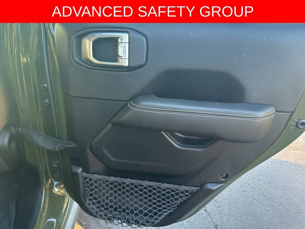 Used 2021 Jeep Wrangler Unlimited Rubicon image 32