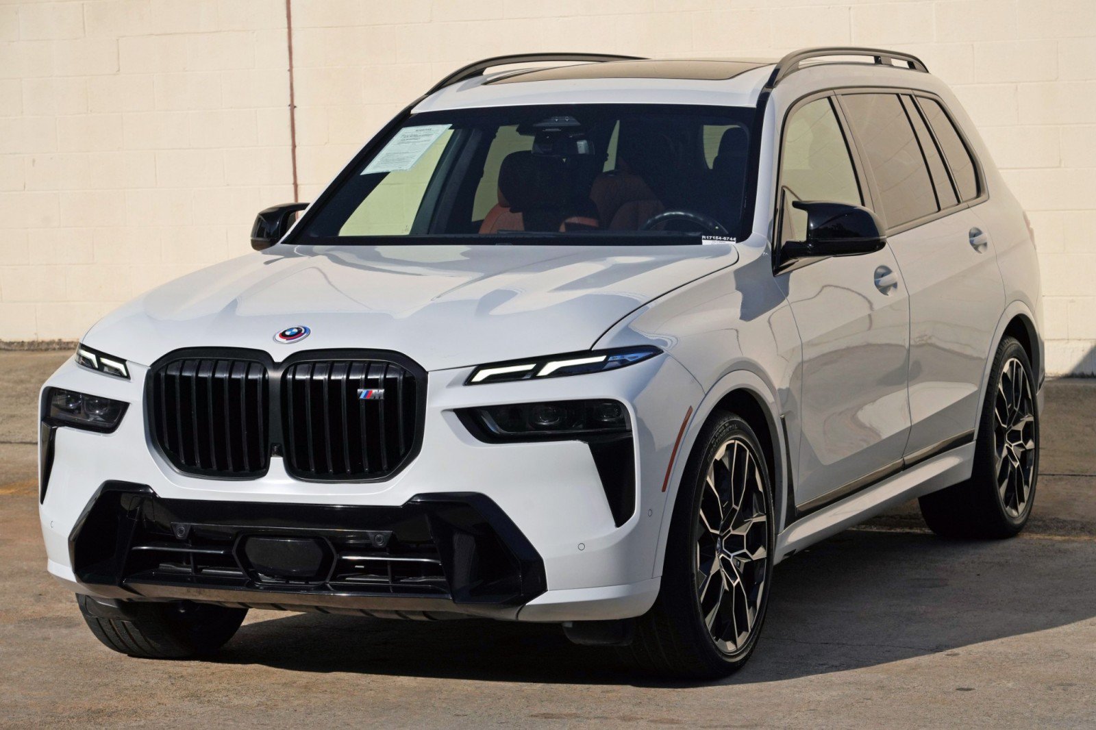 Used 2023 BMW X7 M60i w/ Climate Comfort Package AWD/4WD image 54