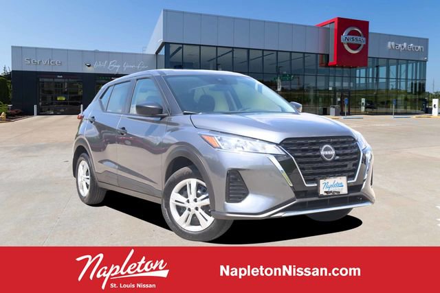 Used 2025 Nissan Kicks Play S