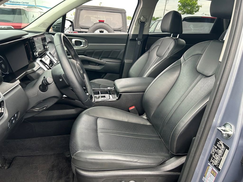 Used 2023 Kia Sorento SX AWD/4WD image 23